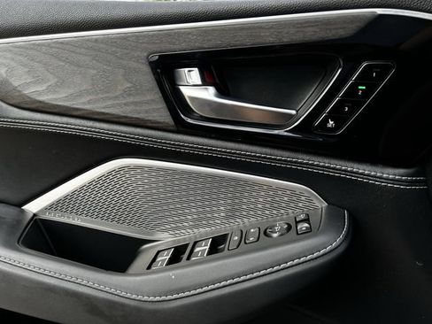 Used 2022 Acura MDX SH-AWD w/ Advance Package image 20