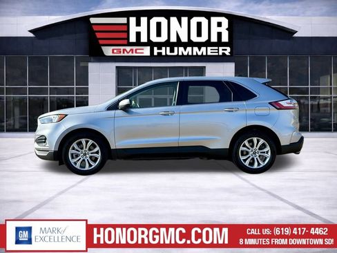 Used 2024 Ford Edge Titanium image 6