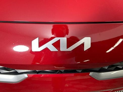 Used 2023 Kia Forte LXS FWD image 10