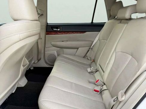 Used 2012 Subaru Outback 2.5i Limited image 15