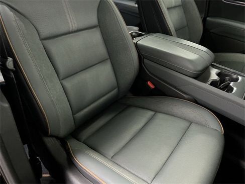 Certified 2024 GMC Acadia AT4 w/ Super Cruise Package image 29