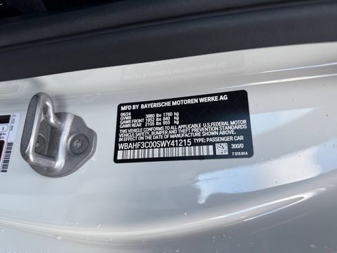 Used 2025 BMW Z4 sDrive30i image 36