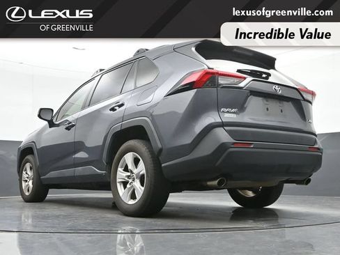 Used 2019 Toyota RAV4 XLE w/ Convenience Package FWD image 37