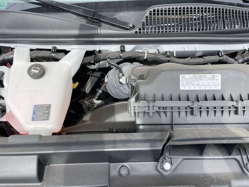 New 2025 GMC Savana 3500 w/ Power Convenience Package RWD image 29
