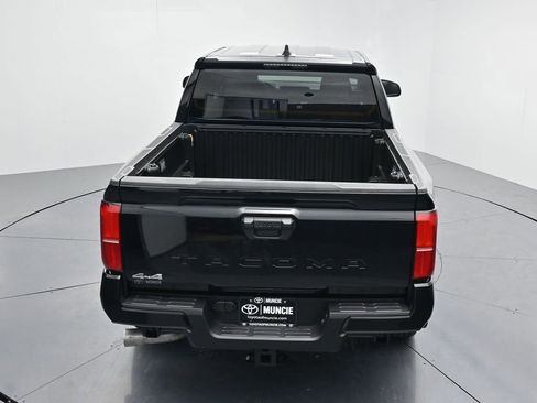 Used 2025 Toyota Tacoma SR5 AWD/4WD image 44