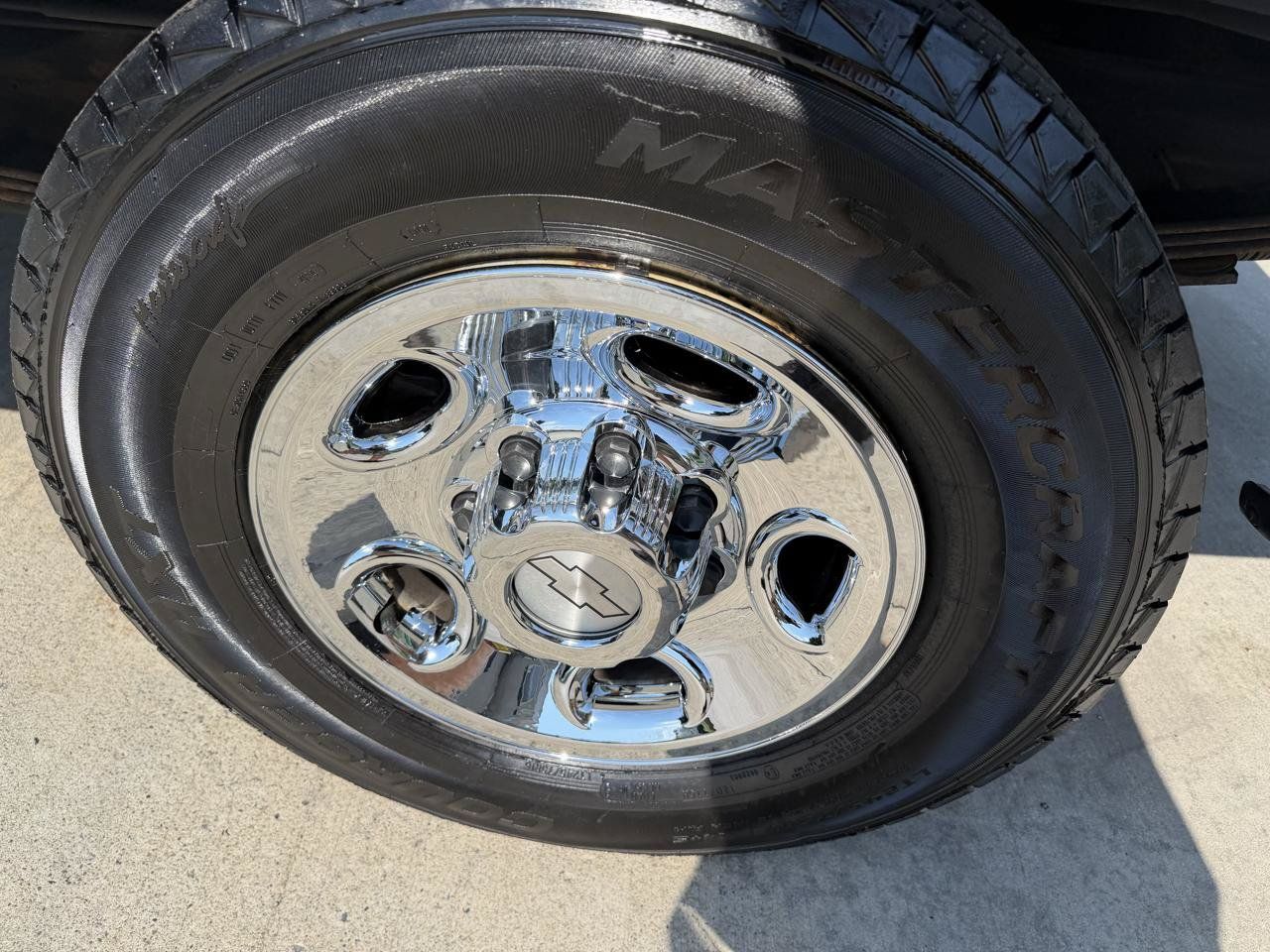 Used 2007 Chevrolet Express 2500 RWD image 16