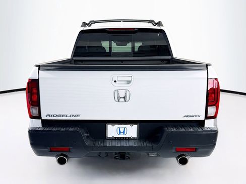 Used 2023 Honda Ridgeline RTL-E image 6