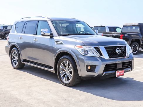 Used 2019 Nissan Armada SL w/ Premium Package AWD/4WD image 3