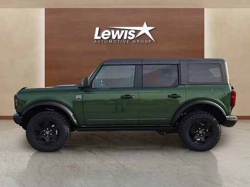 New 2025 Ford Bronco Big Bend w/ Black Diamond Package image 2