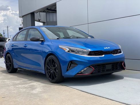 Used 2023 Kia Forte GT w/ GT2 Package FWD image 2