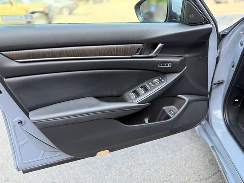 Used 2022 Honda Accord Touring image 20