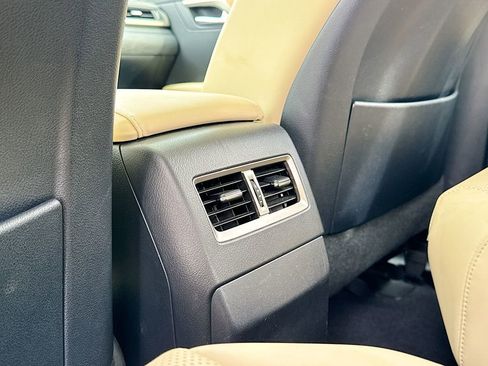 Used 2022 Lexus RX 450hL AWD w/ Premium Package image 32