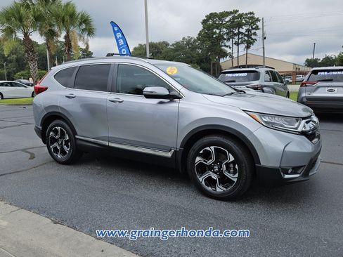 Used 2017 Honda CR-V Touring image 7