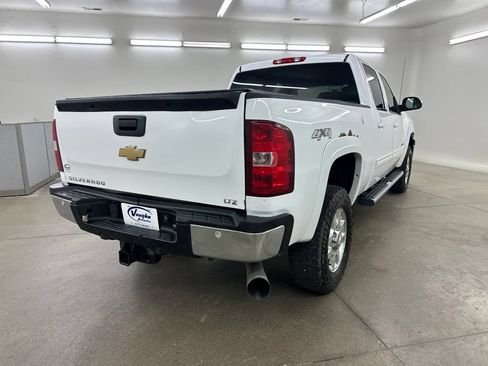 Used 2011 Chevrolet Silverado 2500 LTZ w/ Snow Plow Prep Package AWD/4WD image 12