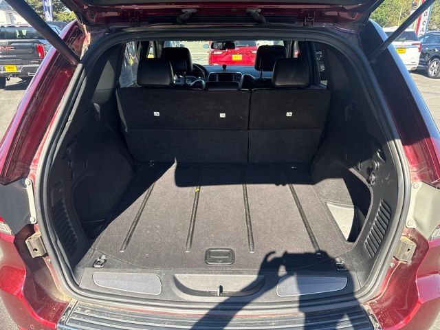 Used 2016 Jeep Grand Cherokee Limited AWD/4WD image 11