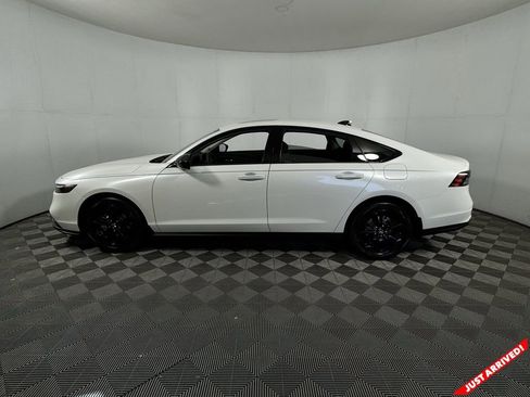 New 2025 Honda Accord SE image 4