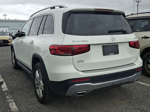 Used 2023 Mercedes-Benz GLB 250 4MATIC image 4