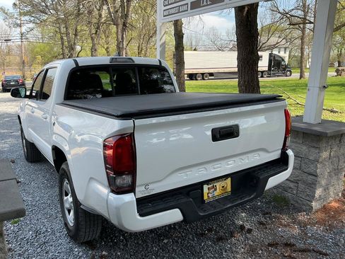 Used 2019 Toyota Tacoma SR w/ SR Convenience Package image 7