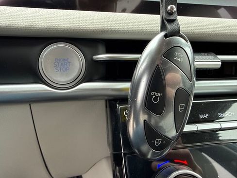 New 2026 Hyundai Tucson SEL image 17