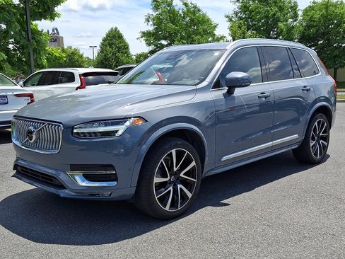 Used 2023 Volvo XC90 B6 Plus w/ Protection Package AWD/4WD image 3
