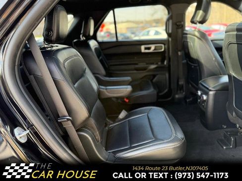 Used 2020 Ford Explorer XLT w/ Equipment Group 202A image 23
