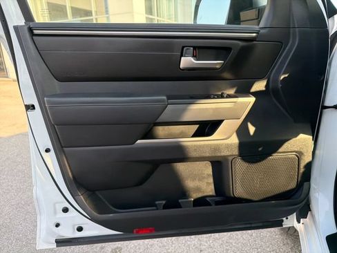 Used 2023 Toyota Tundra SR5 w/ SR5 Convenience Package AWD/4WD image 9