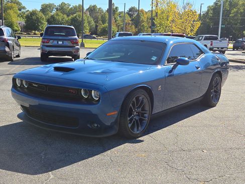 Used 2023 Dodge Challenger R/T Scat Pack w/ Plus Package image 2