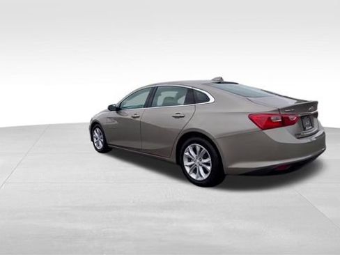 Used 2023 Chevrolet Malibu LT image 6