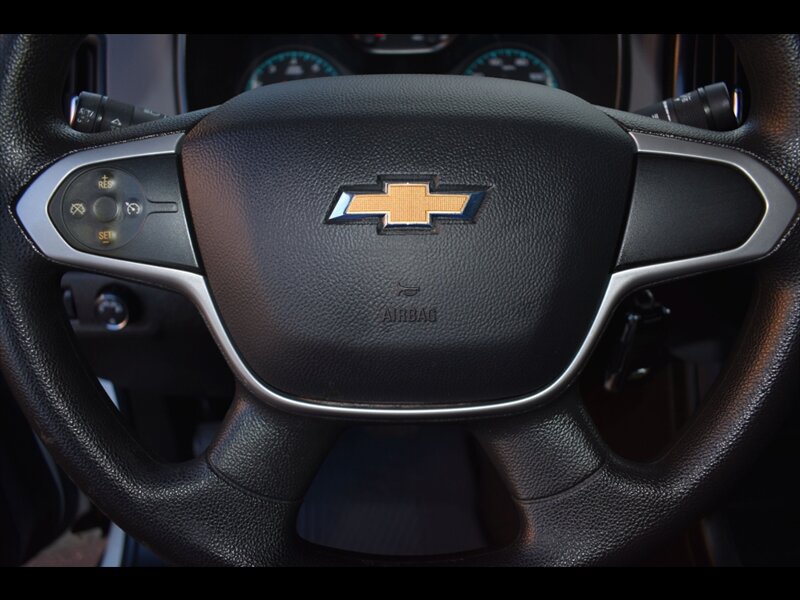 Used 2020 Chevrolet Colorado W/T w/ WT Convenience Package RWD image 14