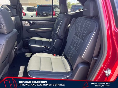 New 2026 Buick Enclave Avenir w/ Super Cruise Package AWD/4WD image 31