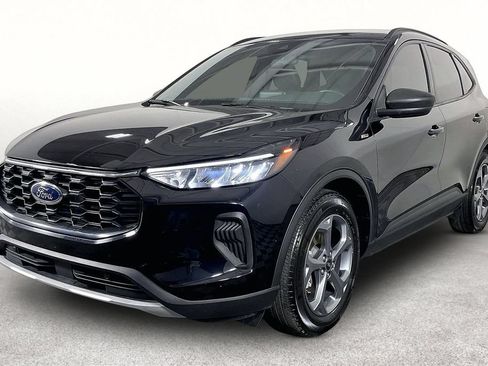 Used 2025 Ford Escape ST-Line FWD image 14