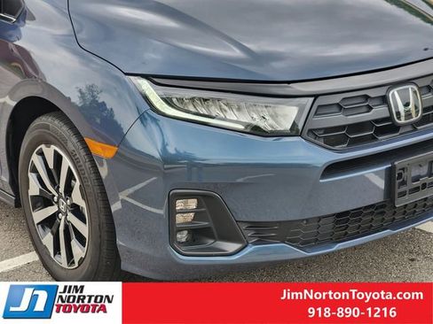 Used 2025 Honda Odyssey EX-L image 9