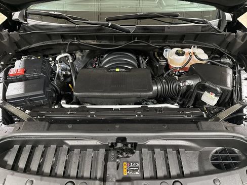 Used 2025 Chevrolet Silverado 1500 LT w/ LPO, Liner Protection Package AWD/4WD image 25