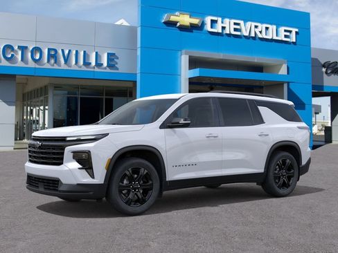 New 2027 Chevrolet Traverse LT w/ Midnight/Sport Edition FWD image 2