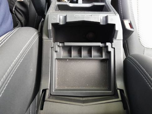 Used 2019 Subaru Forester Premium AWD/4WD image 27