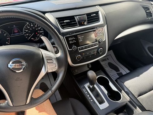 Used 2016 Nissan Altima 2.5 SR FWD image 15