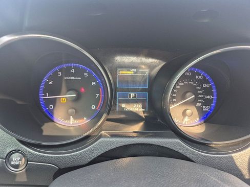 Used 2015 Subaru Legacy 3.6R Limited AWD/4WD image 11