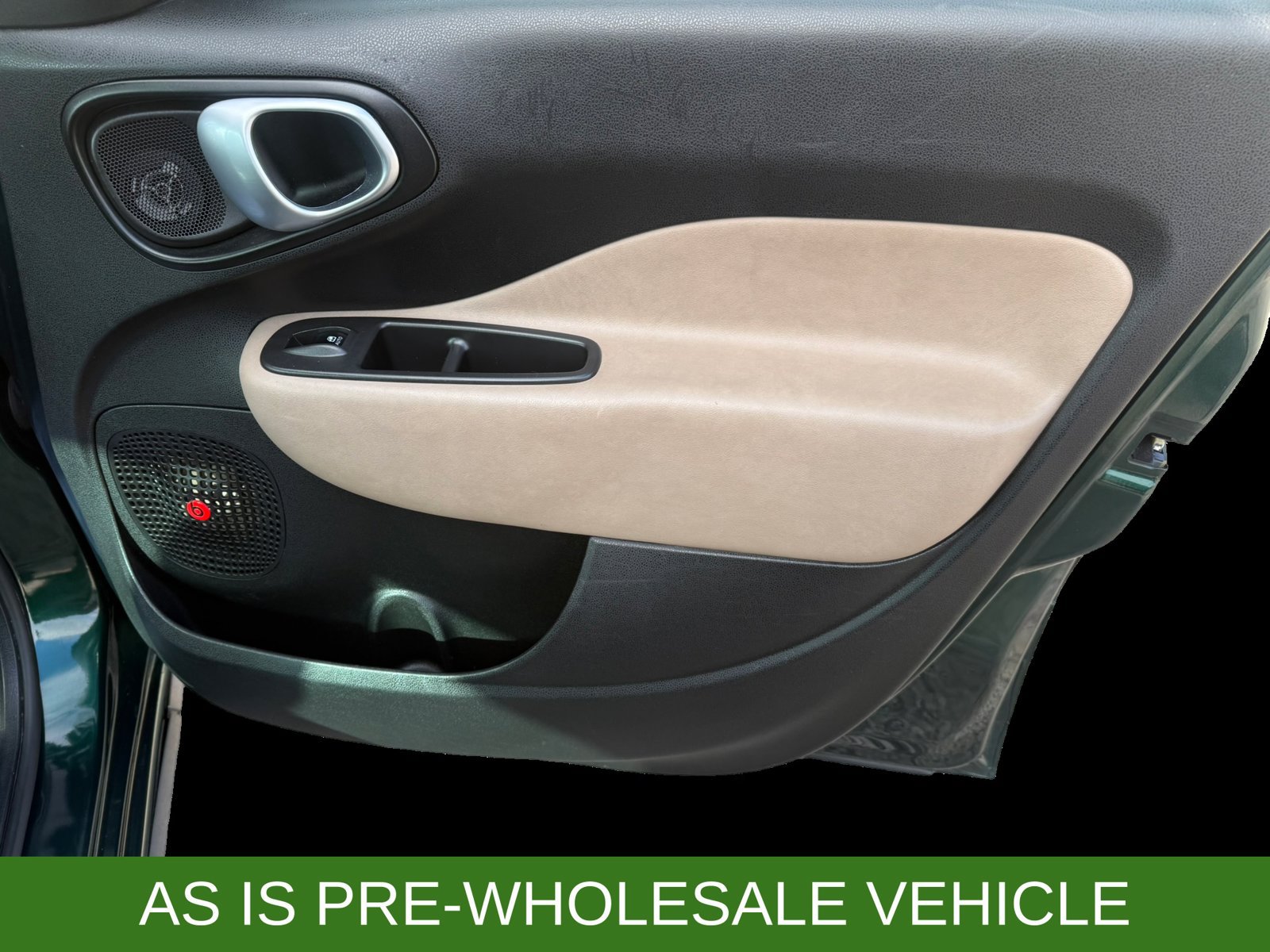 Used 2015 FIAT 500L Trekking FWD image 30