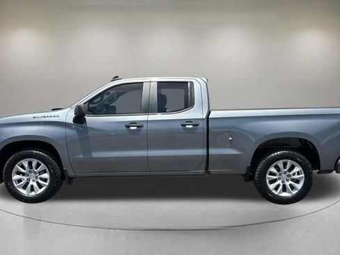 Used 2021 Chevrolet Silverado 1500 Custom RWD image 5