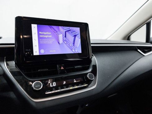 Used 2024 Toyota Corolla LE image 18