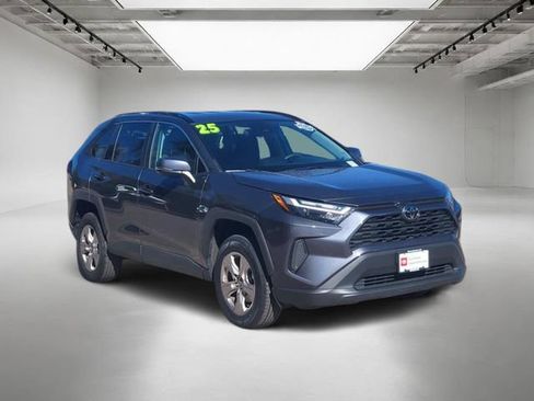 Used 2025 Toyota RAV4 XLE FWD image 8