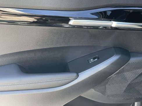 New 2026 Kia Seltos EX FWD image 19