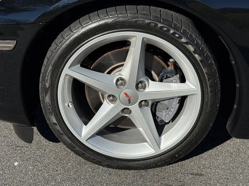 Used 2013 Chevrolet Corvette image 22