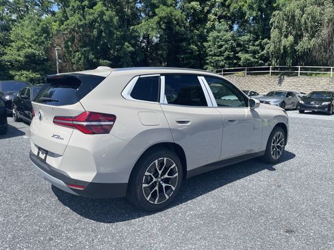 Certified 2025 BMW X3 xDrive30i w/ Premium Package image 3