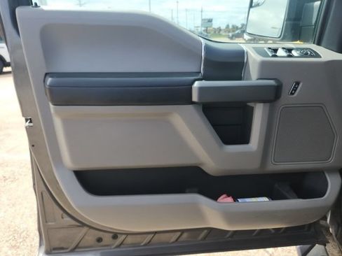 Used 2016 Ford F150 XLT w/ Equipment Group 302A Luxury RWD image 16