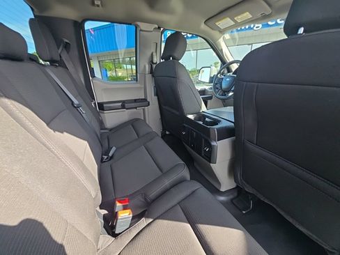 Used 2020 Ford F150 XL w/ Equipment Group 101A Mid AWD/4WD image 16