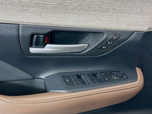 Certified 2026 Toyota Grand Highlander Platinum image 18