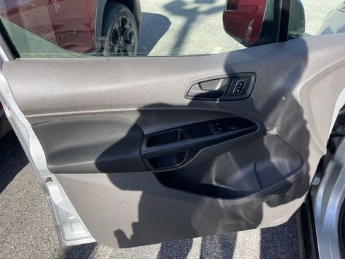 Used 2020 Ford Transit Connect XL image 3