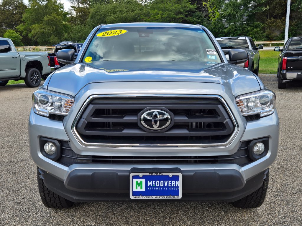 Used 2023 Toyota Tacoma SR5 w/ SX Package AWD/4WD image 9