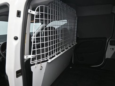 Used 2022 RAM ProMaster City Tradesman image 23